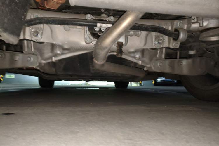 Used Li Auto L8 2023 Pro Model Chassis Rear