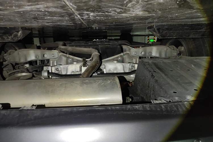 Used Li Auto L8 2023 Pro Model Chassis Rear