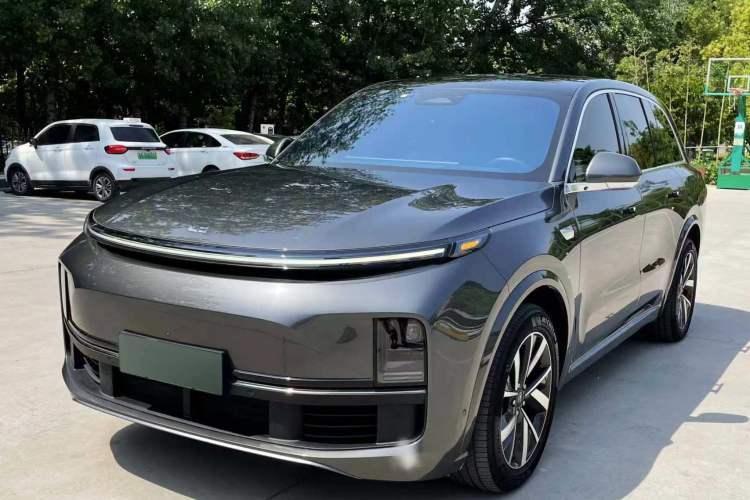 Used Li Auto L8 2023 Air model Guazi used car, China used car export, Used car for sale, Used cars, Cheapest cars for sale
