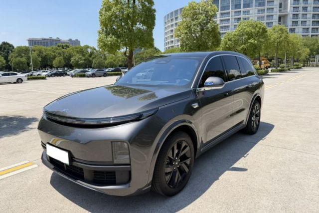 Używany Li Auto L8 2023 Pro Model