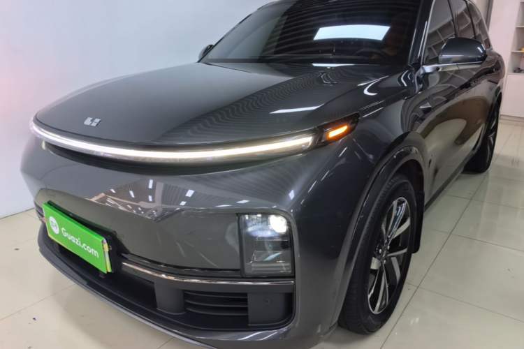 Used Li Auto L8 2023 Max model Guazi used car, China used car export, Used car for sale, Used cars, Cheapest cars for sale
