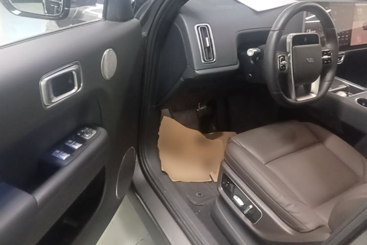 Used Li Auto L8 2023 Pro Model Driver Seat