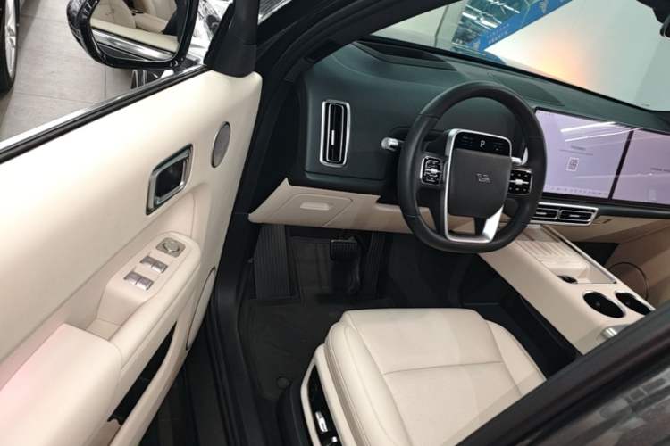 Used Li Auto L8 2023 Max model Driver Seat