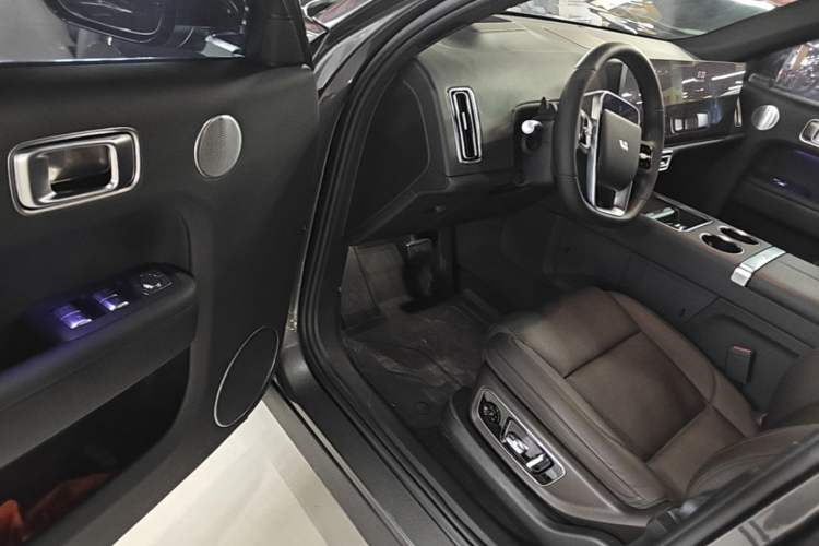 Used Li Auto L8 2023 Pro Model Driver Seat