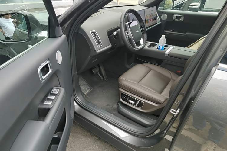 Used Li Auto L8 2023 Pro Model Driver Seat
