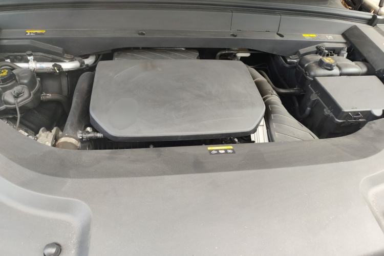 Used Li Auto L8 2023 Pro Model Engine Bay