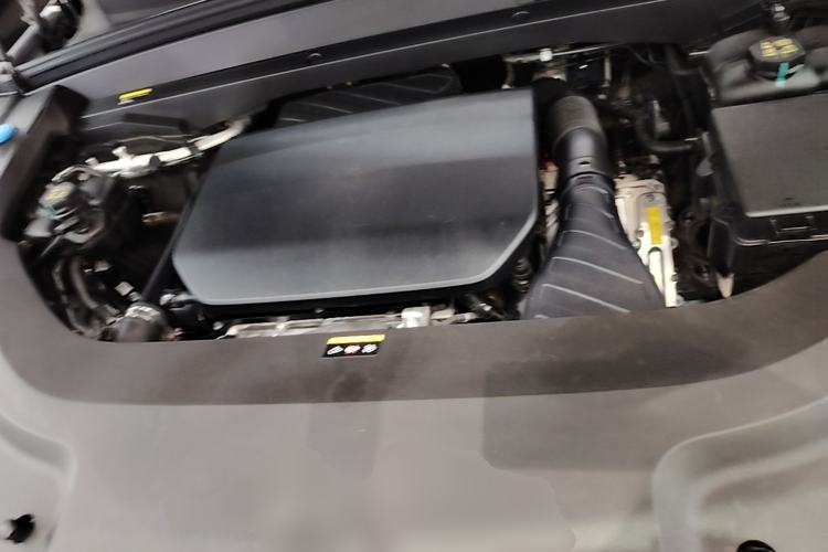 Used Li Auto L8 2023 Air model Engine Bay
