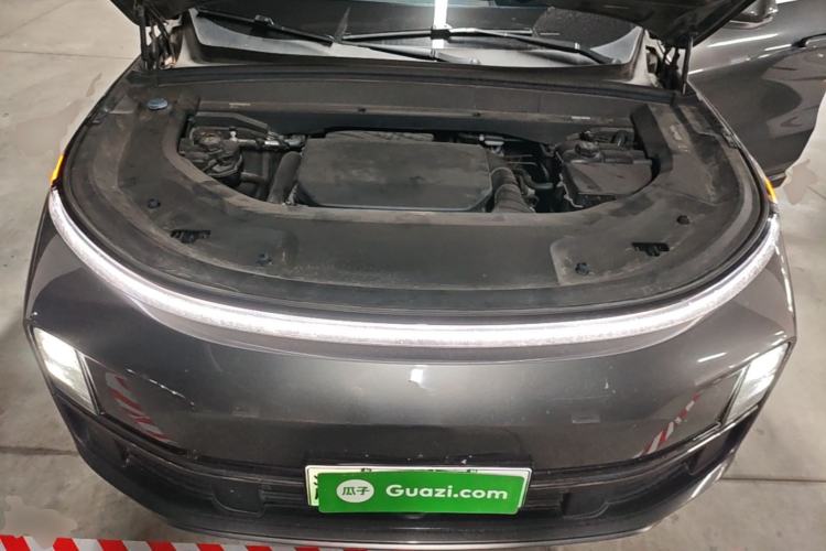 Used Li Auto L8 2023 Pro Model Engine Bay