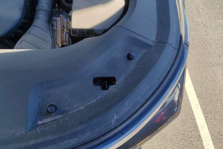 Used Li Auto L8 2023 Air model Engine Bay Left