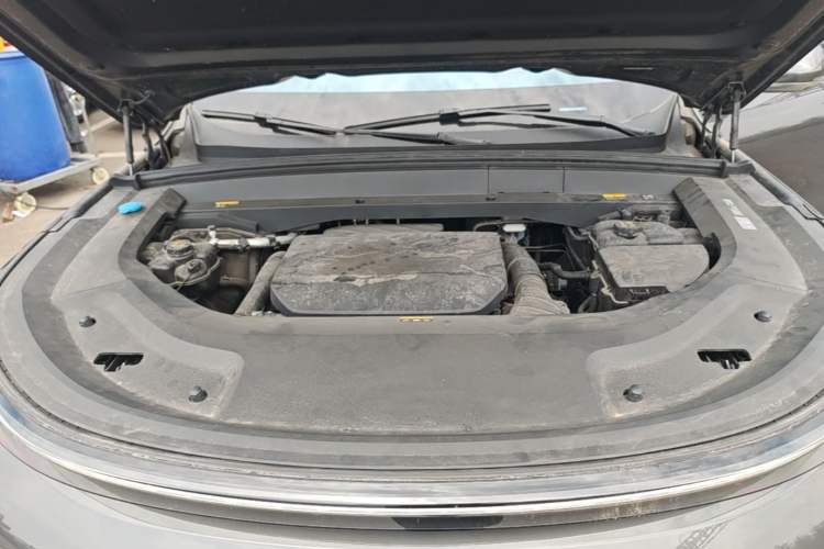 Used Li Auto L8 2023 Max model Engine Bay