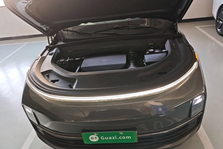 Used Li Auto L8 2023 Pro Model Engine Bay