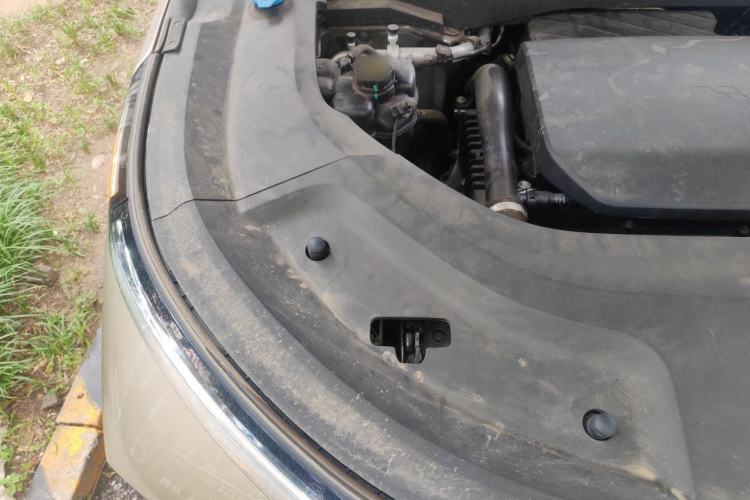 Used Li Auto L8 2023 Max model Engine Bay Right