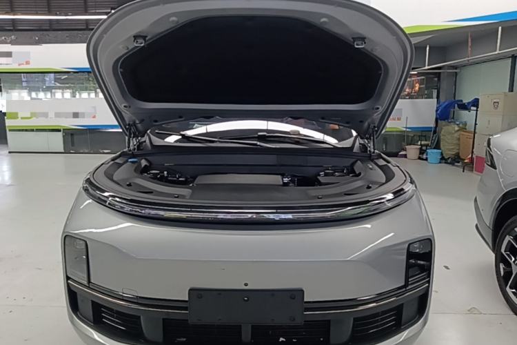 Used Li Auto L8 2023 Air model Engine Bay