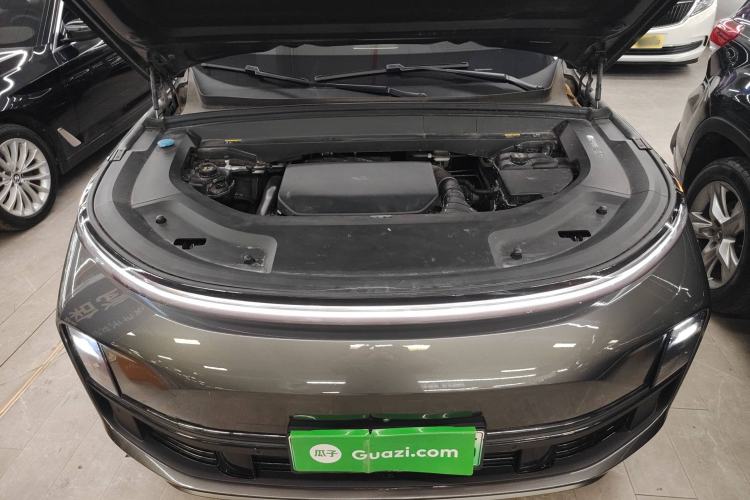 Used Li Auto L8 2023 Pro Model Engine Bay