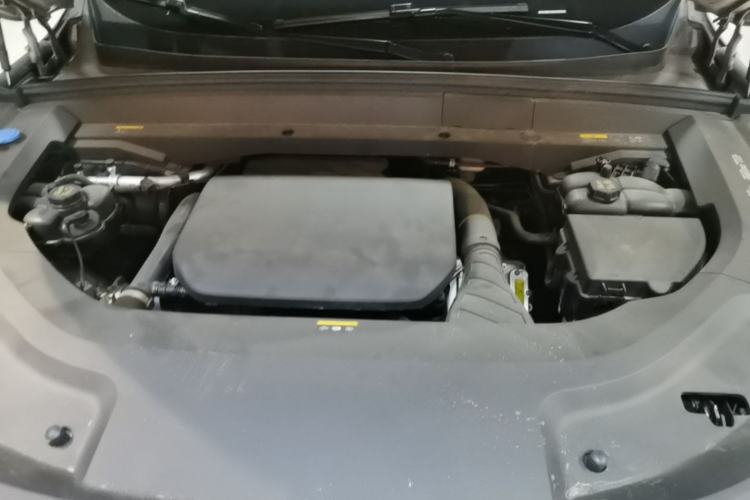 Used Li Auto L8 2023 Pro Model Engine Bay