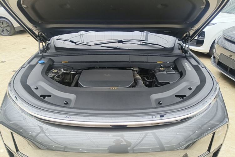 Used Li Auto L8 2023 Max model Engine Bay