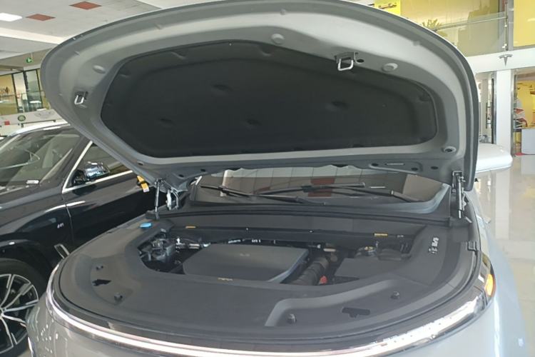 Used Li Auto L8 2023 Max model Engine Bay