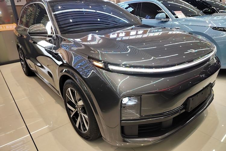 Used Li Auto L8 2023 Pro Model Exterior 1