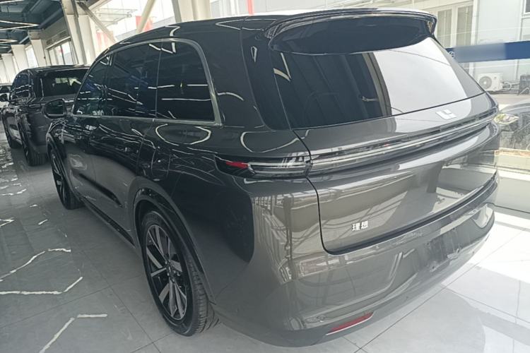 Used Li Auto L8 2023 Pro Model Exterior 2