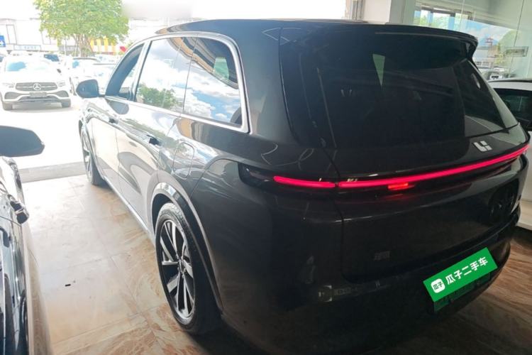 Used Li Auto L8 2023 Pro Model Exterior 2