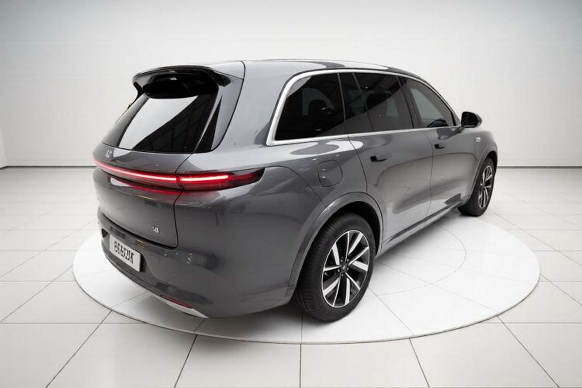 Used Li Auto L8 2023 Air model Exterior 2