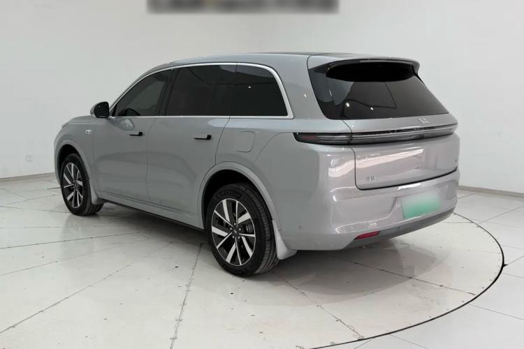 Used Li Auto L8 2023 Pro Model Exterior 2
