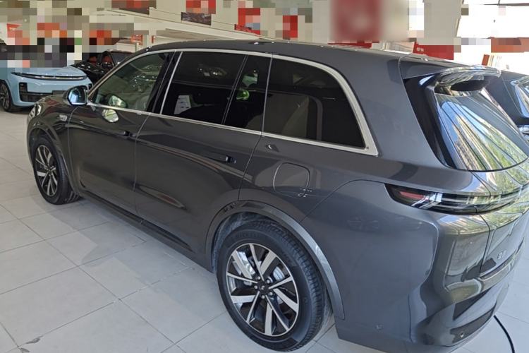 Used Li Auto L8 2023 Pro Model Exterior 2