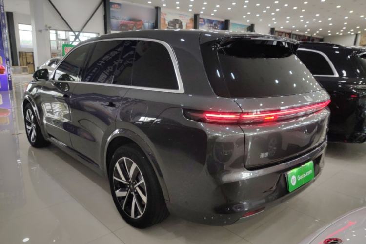 Used Li Auto L8 2023 Pro Model Exterior 2