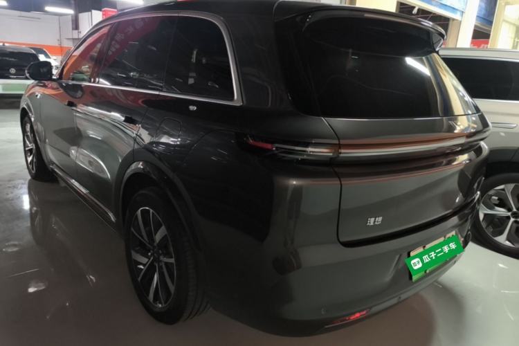 Used Li Auto L8 2023 Pro Model Exterior 2