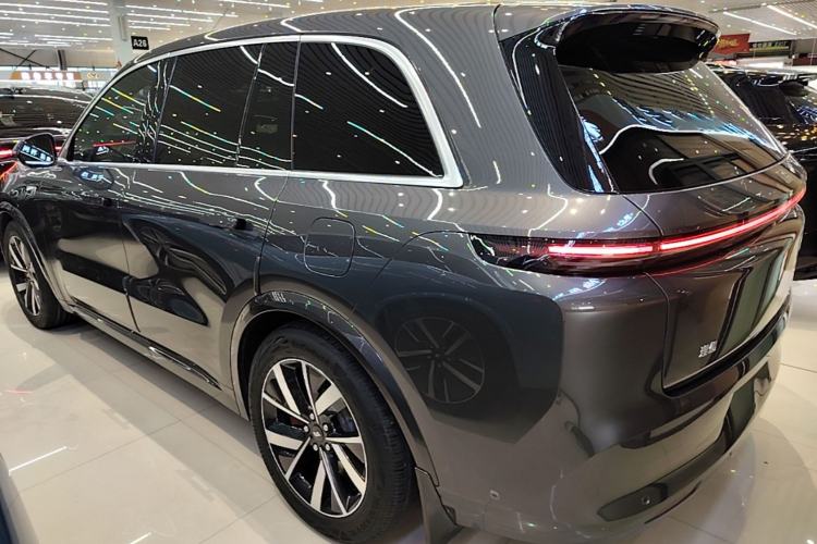 Used Li Auto L8 2023 Pro Model Exterior 2