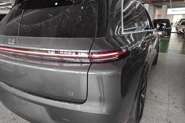 Used Li Auto L8 2023 Air model Exterior 3