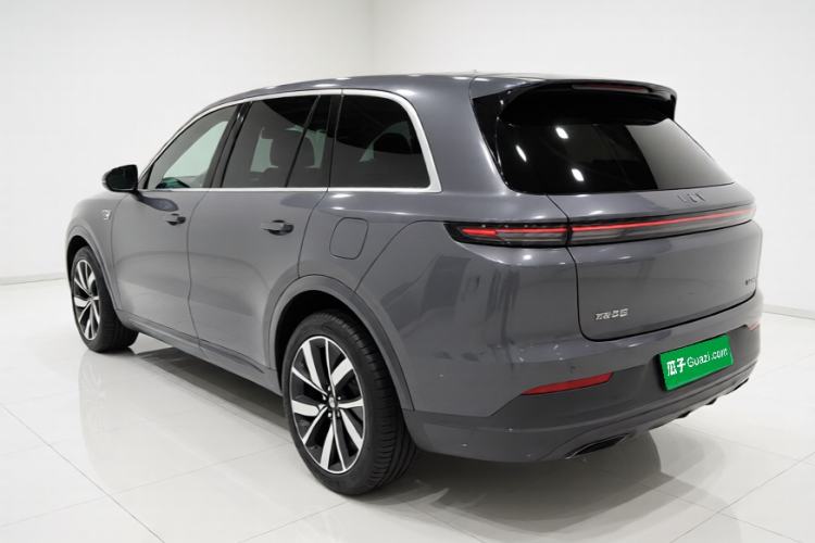 Used Li Auto L8 2023 Pro Model Exterior 3