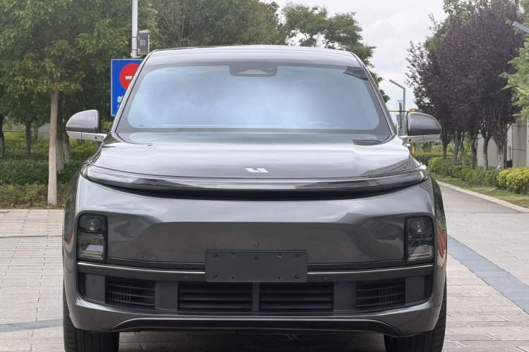 Used Li Auto L8 2023 Air model Exterior 3