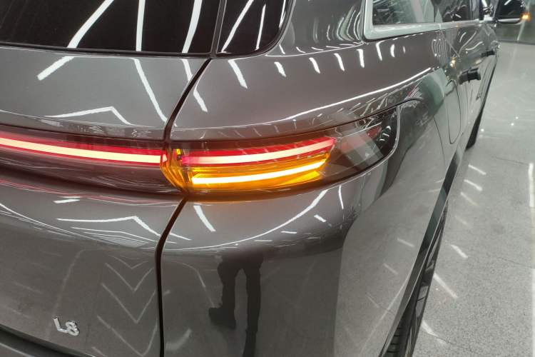 Used Li Auto L8 2023 Max model Exterior 3
