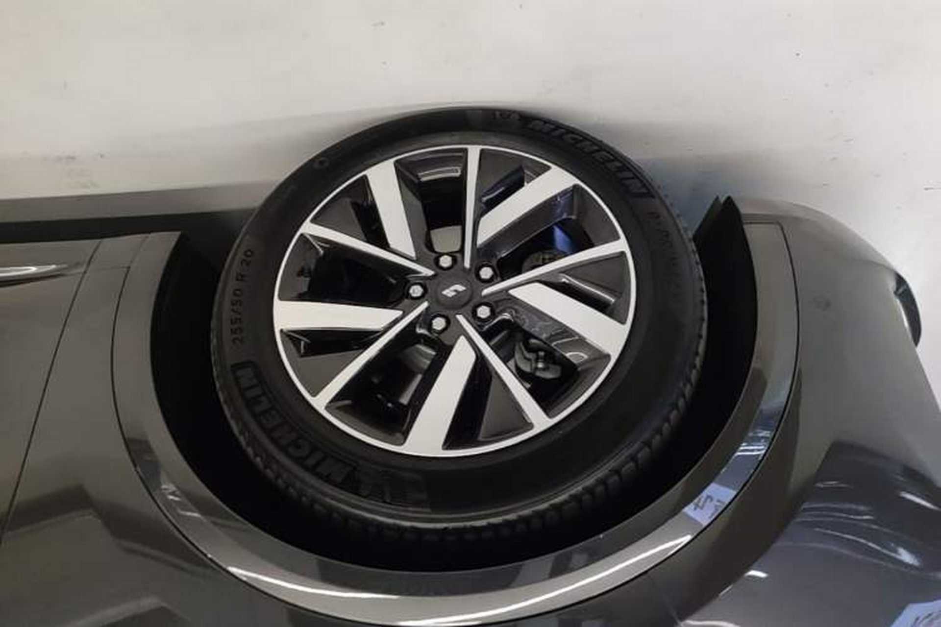 Used Li Auto L8 2023 Pro Model Exterior 4