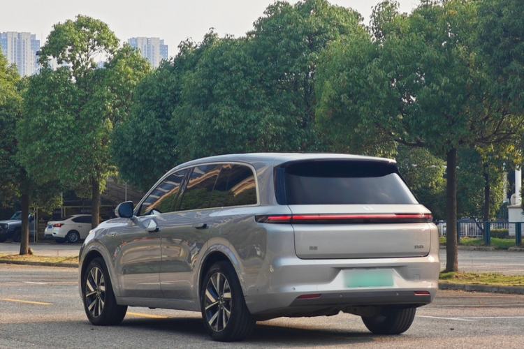 Used Li Auto L8 2023 Air model Exterior 4