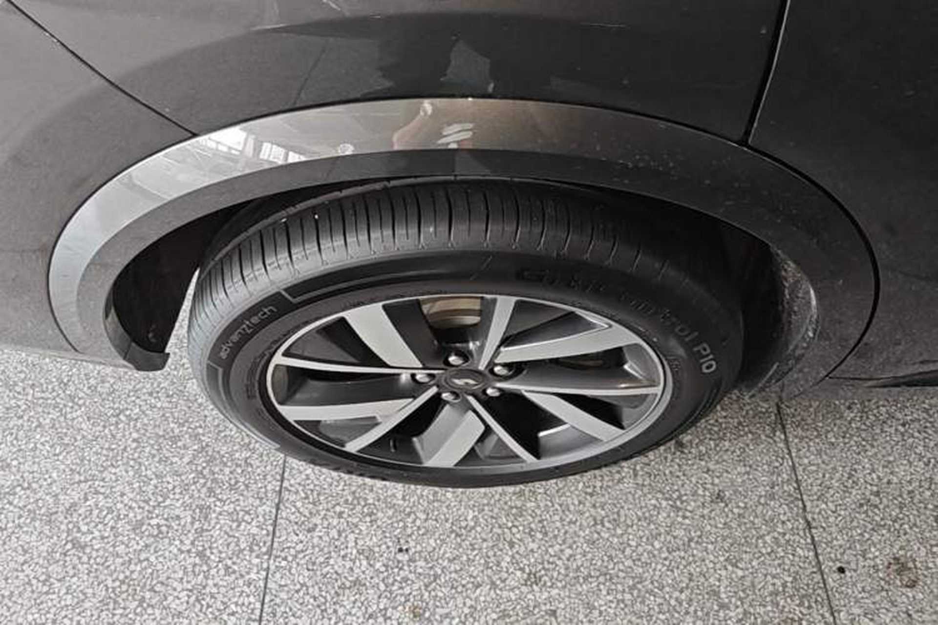 Used Li Auto L8 2023 Air model Exterior 5