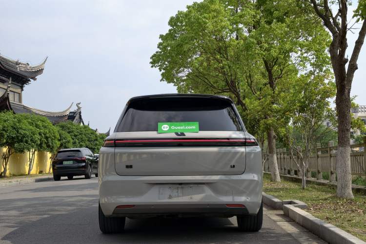 Used Li Auto L8 2023 Pro Model Exterior 5