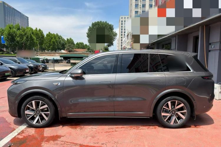 Used Li Auto L8 2023 Pro Model Exterior 5