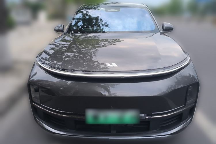 Used Li Auto L8 2023 Pro Model Front