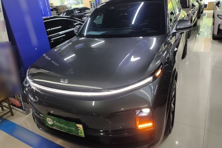 Used Li Auto L8 2023 Pro Model Front