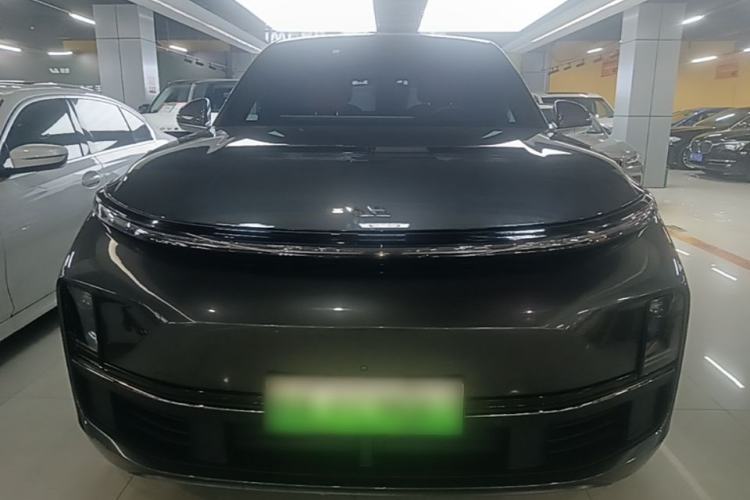 Used Li Auto L8 2023 Pro Model Front