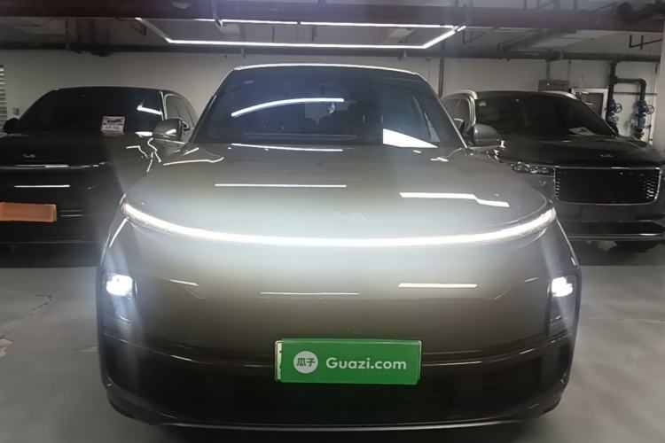 Used Li Auto L8 2023 Pro Model Front