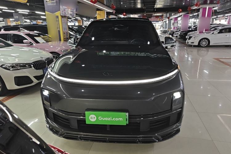 Used Li Auto L8 2023 Pro Model Front