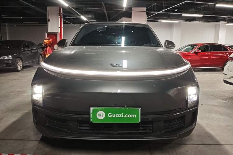 Used Li Auto L8 2023 Pro Model Front