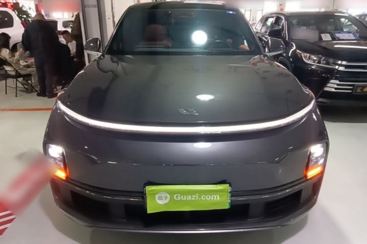 Used Li Auto L8 2023 Pro Model Front
