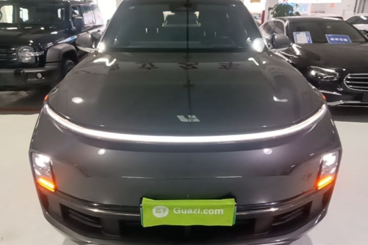 Used Li Auto L8 2023 Pro Model Front