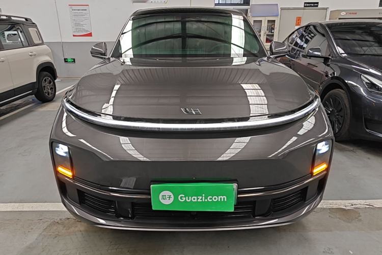 Used Li Auto L8 2023 Pro Model Front