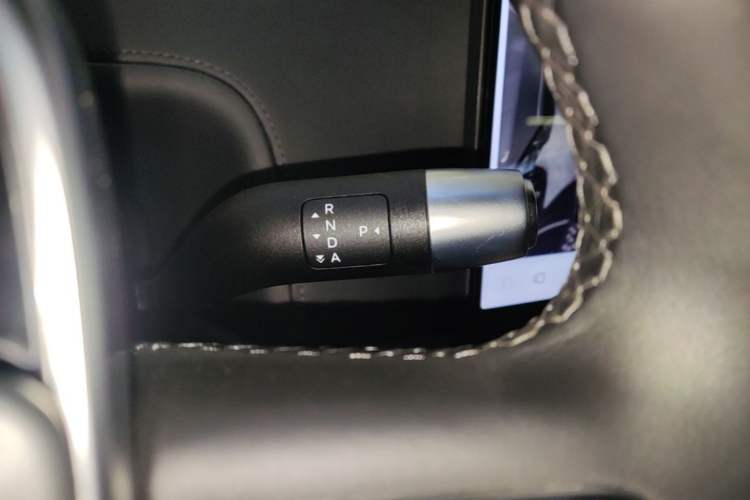 Used Li Auto L8 2023 Max model Gear Lever