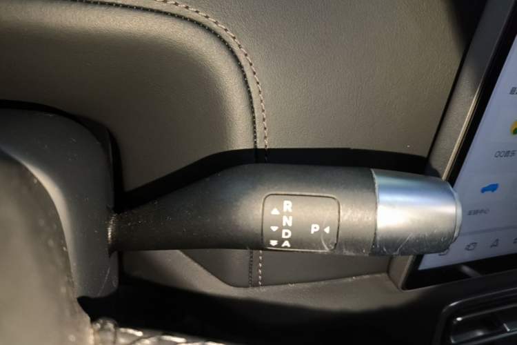 Used Li Auto L8 2023 Pro Model Gear Lever